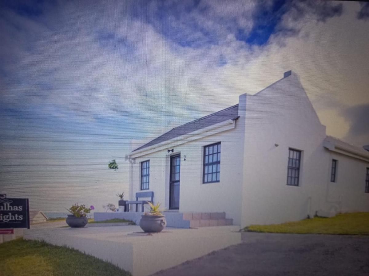 Agulhas Heights Self-Catering Cottages Luaran gambar